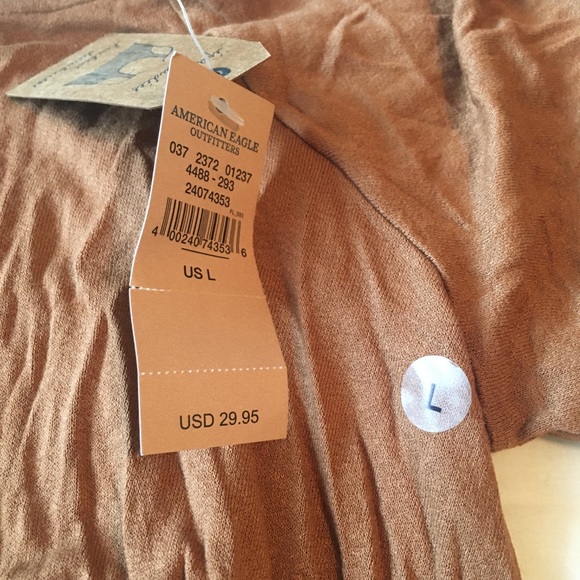 Open Shoulder Top - Picture 3 of 6